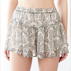 EUC Lucca Couture Dropped-Waist Printed Short Size XS